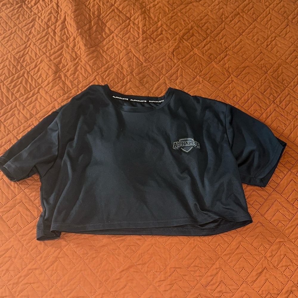 Alphalete crop top